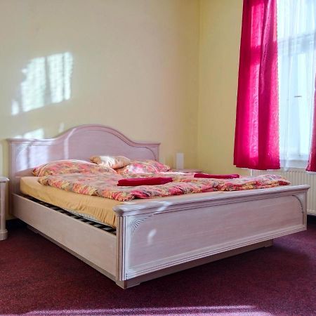 St. Maur Hotel Becov nad Teplou Luaran gambar