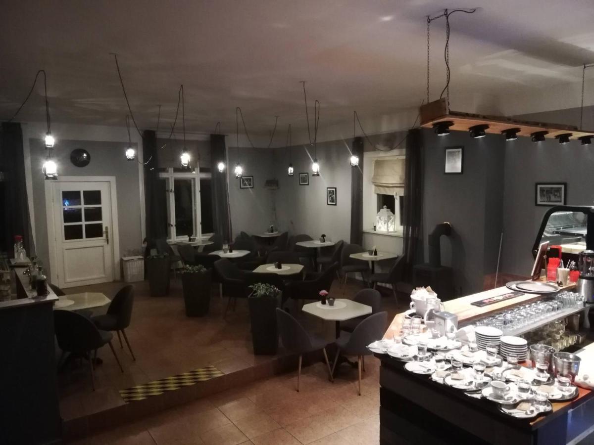 St. Maur Hotel Becov nad Teplou Luaran gambar